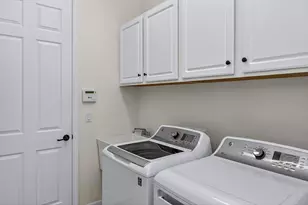 3001 Aviamar Cir, Naples, FL 34114 - Photo 23