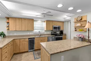 848 Collier Ct, Marco Island, FL 34145 - Photo 7