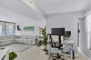 929 Collier Ct, Marco Island, FL 34145 - Photo 11