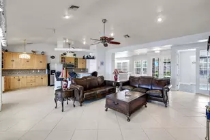 183 Sunset Cay, Naples, FL 34114 - Photo 11