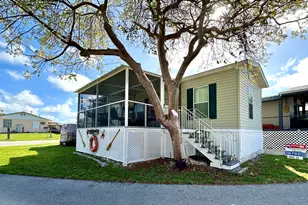 1180 Chokoloskee Dr, Chokoloskee, FL 34138 - Photo 5