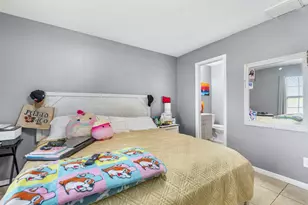 2040 46th Terrace SW, Naples, FL 34116 - Photo 9