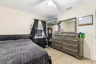 2040 46th Terrace SW, Naples, FL 34116 - Photo 17