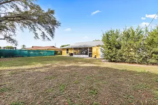 2040 46th Terrace SW, Naples, FL 34116 - Photo 23