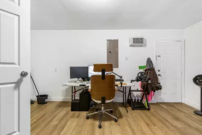 2040 46th Terrace SW, Naples, FL 34116 - Photo 33