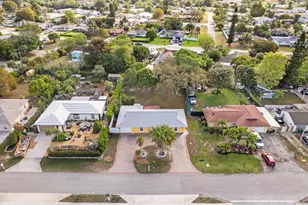 2040 46th Terrace SW, Naples, FL 34116 - Photo 43