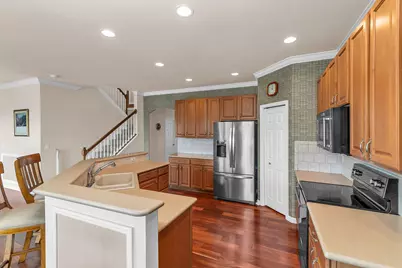 7859 Berkshire Pines Drive, Naples, FL 34104 - Photo 9