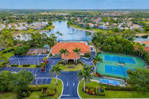 7859 Berkshire Pines Dr, Naples, FL 34104 - Photo 43