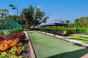 7859 Berkshire Pines Dr, Naples, FL 34104 - Photo 47