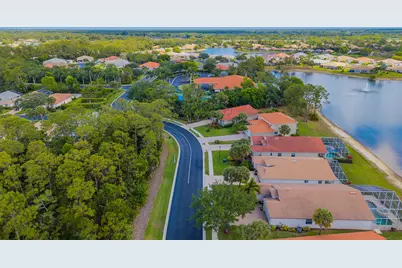 7859 Berkshire Pines Drive, Naples, FL 34104 - Photo 37