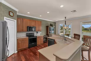 7859 Berkshire Pines Dr, Naples, FL 34104 - Photo 7