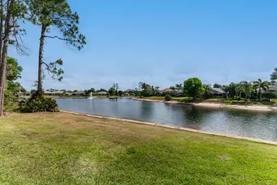 7859 Berkshire Pines Drive, Naples, FL 34104 - Photo 33