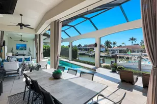 450 Pepperwood Ct, Marco Island, FL 34145 - Photo 31