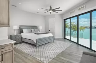 999 Spruce Ct, Marco Island, FL 34145 - Photo 17