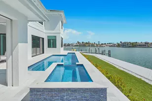 999 Spruce Ct, Marco Island, FL 34145 - Photo 37