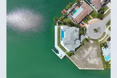 999 Spruce Court, Marco Island, FL 34145 - Photo 45