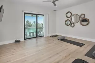 999 Spruce Ct, Marco Island, FL 34145 - Photo 31