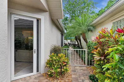 128 Livermore Lane, Naples, FL 34119 - Photo 3