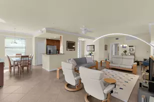 3169 Aviamar Cir, Naples, FL 34114 - Photo 5