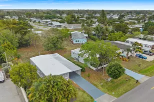 851 Manatee Rd, Naples, FL 34114 - Photo 53