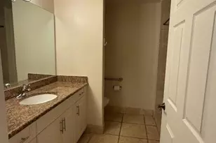 13131 Bella Casa Cir, Fort Myers, FL 33966 - Photo 21