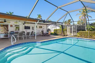 47 Constitution Dr, Naples, FL 34112 - Photo 17