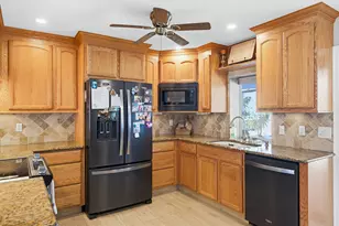 47 Constitution Dr, Naples, FL 34112 - Photo 7