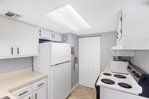 44 Greenbrier St, Marco Island, FL 34145 - Photo 11