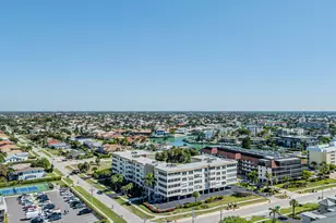 921 Seagrape Dr, Marco Island, FL 34145 - Photo 25