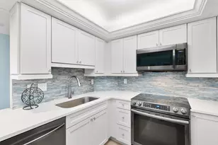 440 Seaview Ct, Marco Island, FL 34145 - Photo 11