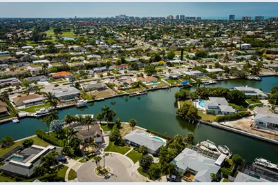 756 Apple Court, Marco Island, FL 34145 - Photo 29