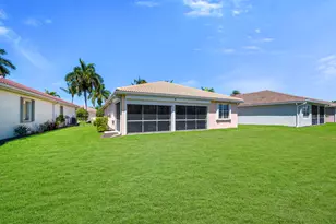 14088 Mirror Ct, Naples, FL 34114 - Photo 29