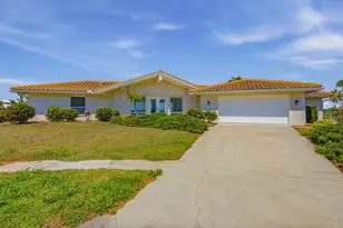 1792 Piedmont Ct, Marco Island, FL 34145 - Photo 3