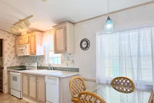 2 Jade Dr, Naples, FL 34114 - Photo 11