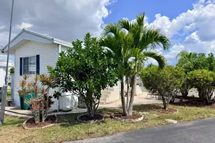 2 Jade Dr, Naples, FL 34114 - Photo 27