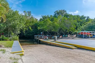 2 Jade Dr, Naples, FL 34114 - Photo 39