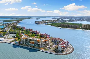 406 La Peninsula Blvd, Naples, FL 34113 - Photo 3