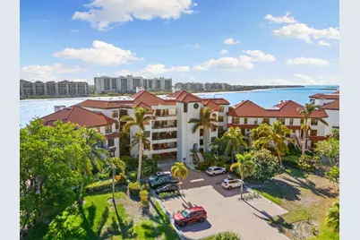 406 La Peninsula Boulevard #406, Naples, FL 34113 - Photo 5