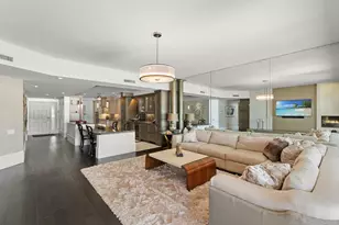 406 La Peninsula Blvd, Naples, FL 34113 - Photo 9