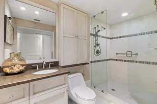 406 La Peninsula Blvd, Naples, FL 34113 - Photo 25