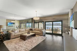 406 La Peninsula Blvd, Naples, FL 34113 - Photo 3