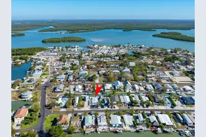 657 E Palm Avenue, Goodland, FL 34140 - Photo 19