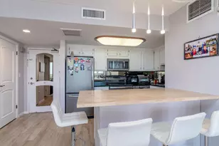 180 Seaview Ct, Marco Island, FL 34145 - Photo 5