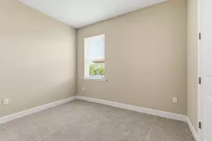 2055 Grove Dr, Naples, FL 34120 - Photo 19