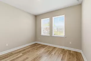 2055 Grove Dr, Naples, FL 34120 - Photo 7