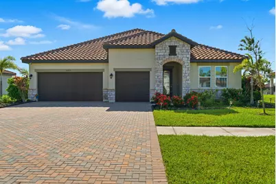 2055 Grove Drive, Naples, FL 34120 - Photo 3