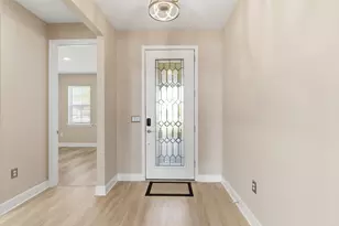 2055 Grove Dr, Naples, FL 34120 - Photo 5