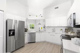 2860 Citrus Lake Dr, Naples, FL 34109 - Photo 15