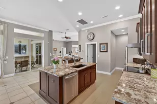 400 Waterleaf Ct, Marco Island, FL 34145 - Photo 11