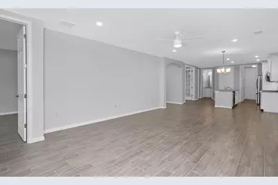 14559 Edgewater Circle, Naples, FL 34114 - Photo 9